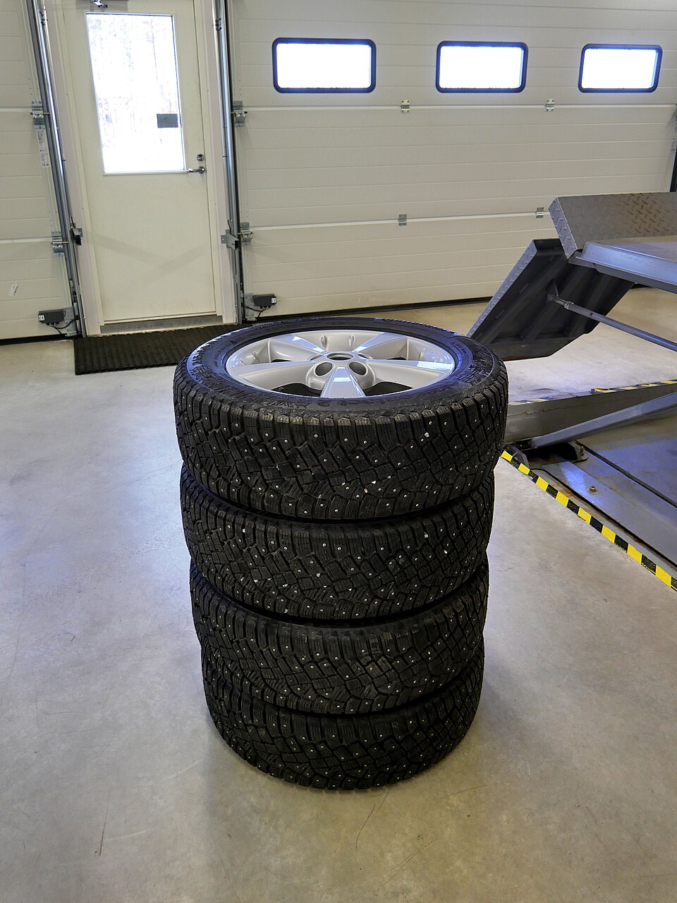 Rubber and tyre manufacturing